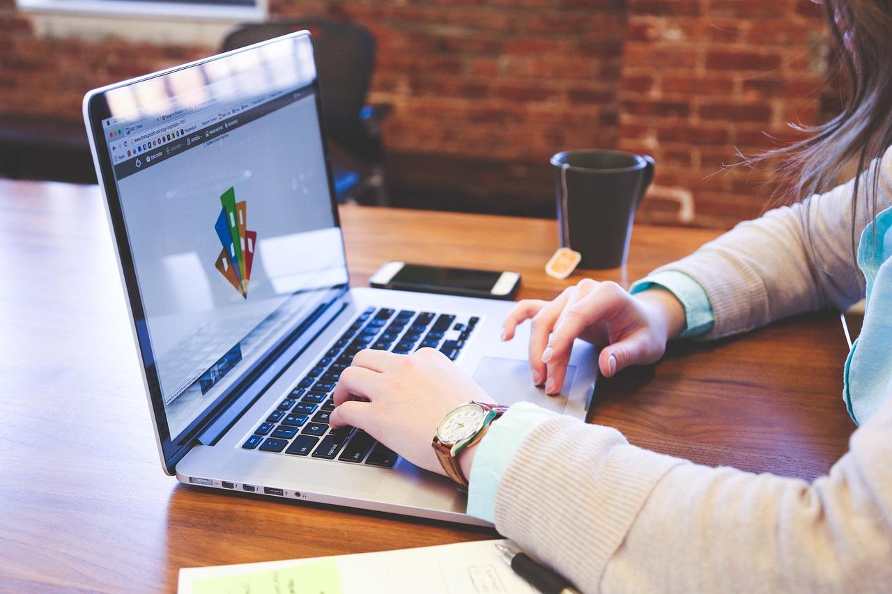 Speed Up Your Slow Laptop in 10 Minutes